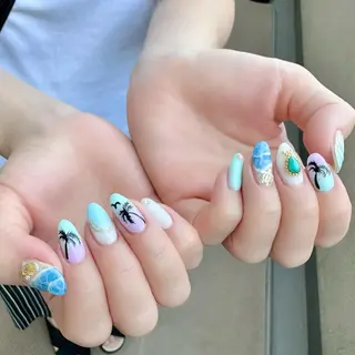 ネイル 新山 聖のネイルデザイン