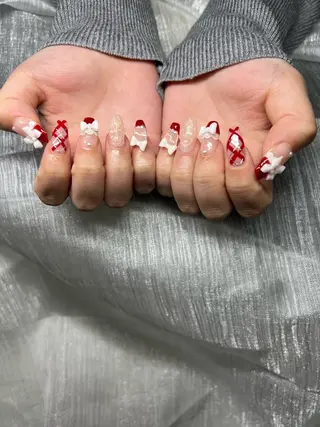 ネイル Lee Nailsのネイルデザイン