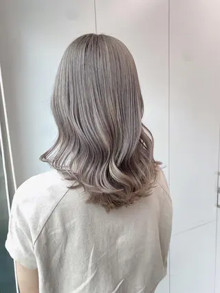 ミディアム トレンドモテカラー 🩷色落ちまで可愛くのヘアスタイル