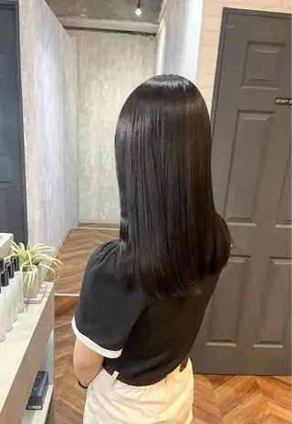 ミディアム カラー 詩乃🎀ピンク 暖色系🫧レイヤーのヘアスタイル