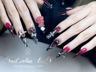 ネイル E.N🦋 長さ出し/持ち込みのネイルデザイン