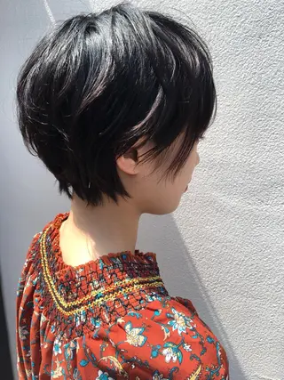 ショート パーマ THE DAY所属・AKI HASHIMOTOのヘアスタイル