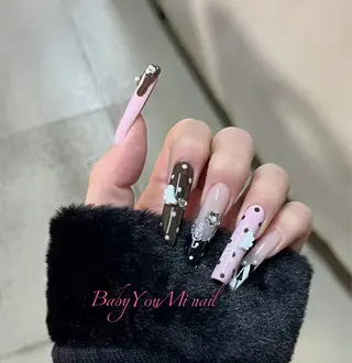 ネイル 相沢 さやかのネイルデザイン