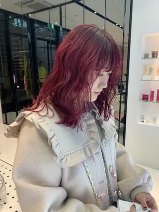 ミディアム カラー ハッシュカット/ハイ トーン/MANAMIのヘアスタイル