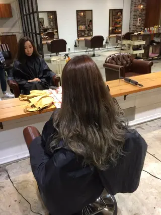 ミディアム セミロング ロング カラー パーマ Forest. -髪質改善-のヘアスタイル