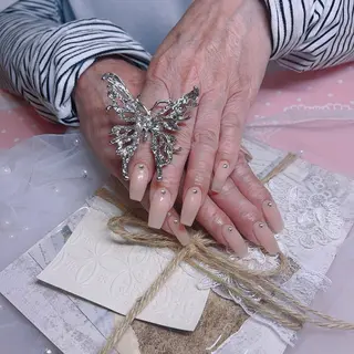 ネイル Fairyフェアリーネイルサロン所属・Nail Hibi サロンのネイルデザイン