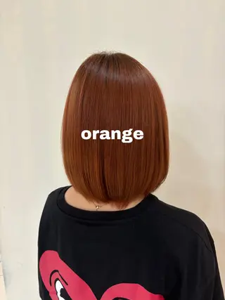 ミディアム カラー 伊藤 杏奈のヘアスタイル