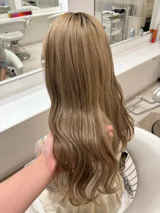 ロング カラー ParveMix 楠本結菜のヘアスタイル