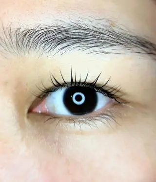 マツエク・マツパ Vif所属・【Vif】 AYANOのマツエク・マツパデザイン