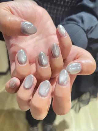 ネイル 鈴木 すみれのネイルデザイン