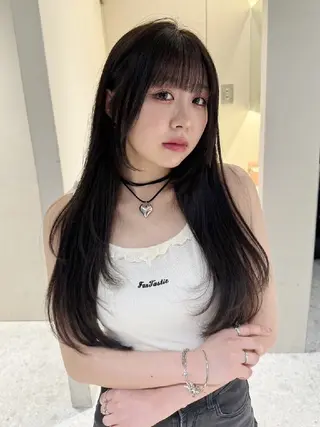 ロング カラー Lond Mirrorのヘアスタイル