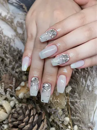 ネイル エルモサ YURIKAのネイルデザイン