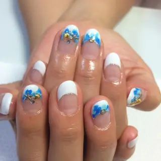 ネイル VIOLUS所属・VIOLUS 関目のネイルデザイン