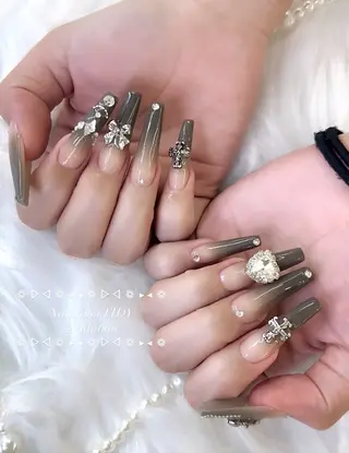 ネイル TIDY M&Mのネイルデザイン