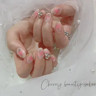 ネイル SAKURA 🍒のネイルデザイン