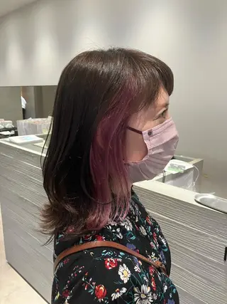 ミディアム カラー サキ🤍ハイトーン 🩰くびれ巻きヘアのヘアスタイル