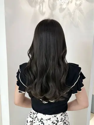 ロング L'EANE THE TOKYO所属・美顔形成カット｜青山 髪質改善｜三浦秀太郎のヘアスタイル