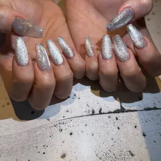 ネイル 𝐫𝐚𝐢 𝐧𝐚𝐢𝐥の眉毛・アイブロウイメージ