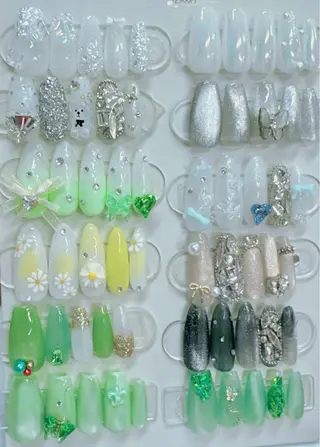 ネイル クイーンズネイル銀座所属・Queeens nailのネイルデザイン