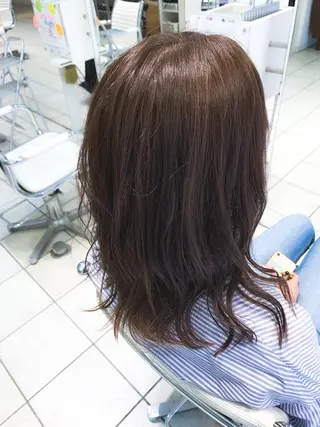 セミロング カラー ヘアアレンジ Uni.所属・地毛風ストレート/ 髪質改善/榎本流行のヘアスタイル