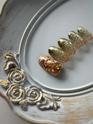 ネイル FIORITURA Maikoのネイルデザイン