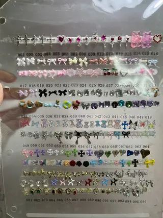 ネイル ongles chicのネイルデザイン