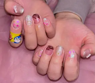 ネイル 𝐁𝐞𝐥𝐥 𝐦𝐞のネイルデザイン