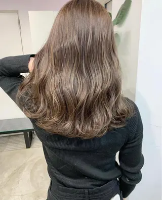 セミロング カラー Ayuri🫧 Diar Blueのマツエク・マツパデザイン