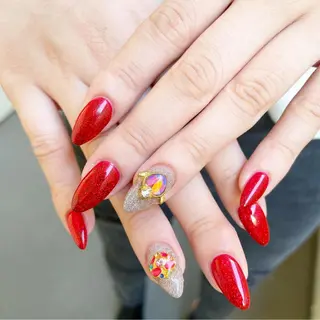 ネイル amour所属・amour ERIKAのマツエク・マツパデザイン