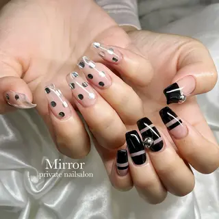 ネイル nailsalon Mirrorのネイルデザイン