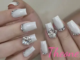 ネイル THE ONE 杉山のネイルデザイン