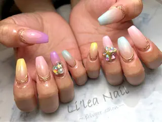 ネイル Li'leaNail AINAのネイルデザイン