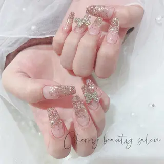 ネイル SAKURA 🍒のネイルデザイン