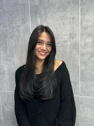 ロング カラー 顔まわりの神様✨ 透明感カラー藤嶋秀幸のヘアスタイル