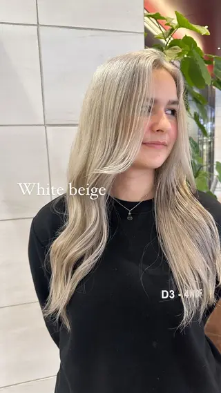 ロング カラー ハイトーン/ブリーチ カラー/SHOGOのヘアスタイル