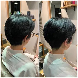 ショート ツキダテ ユイのヘアスタイル