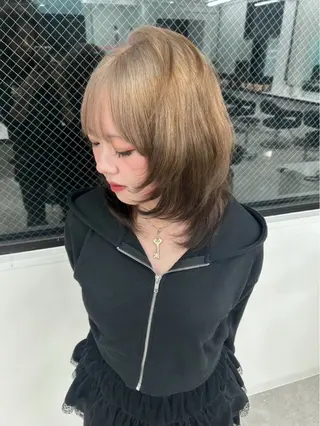 ロング カラー エフェクトブリーチ／ レイヤーカット／翔のヘアスタイル