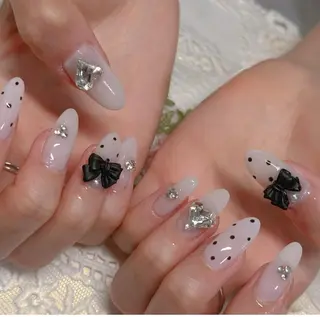 ネイル Lyna 池袋のネイルデザイン