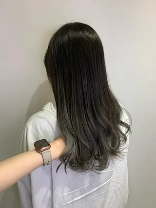 セミロング カラー 近藤千翔🩵 髪質改善Periodのエステ・リラクイメージ