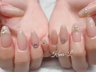 ネイル 芦辺 香奈のネイルデザイン