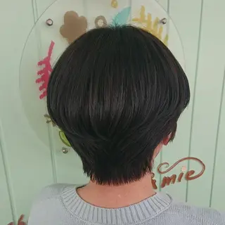 カラー chacha Blanc田中のヘアスタイル