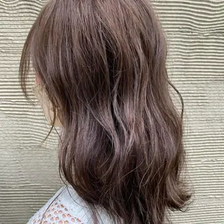 セミロング in'dexhair U所属・ブリーチ🌈ハイトー ンカラー ✨アニカ✨のヘアスタイル