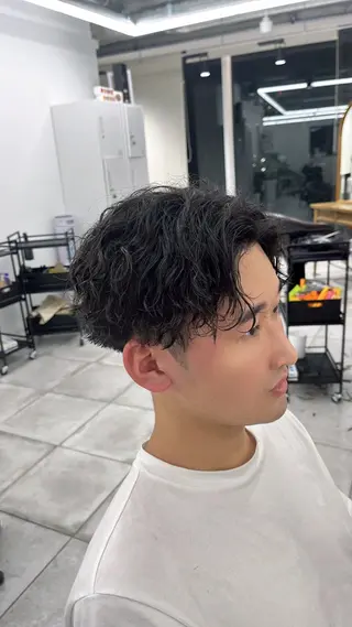 ショート パーマ メンズ 🏆メンズヘア特化 🥇代表りんぺーのヘアスタイル