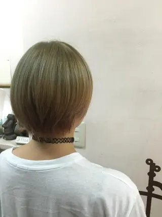 ショート 乳井 悠香のヘアスタイル