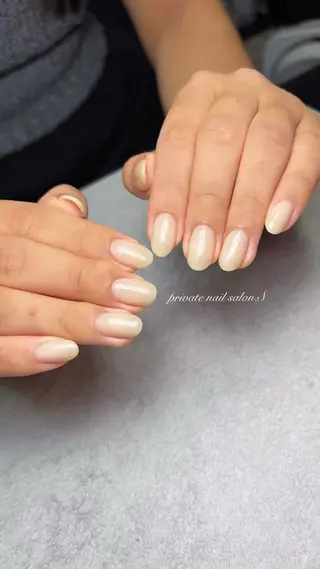 ネイル 関山 志乃のネイルデザイン