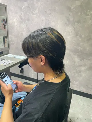 ショート 手塚 由佳のヘアスタイル