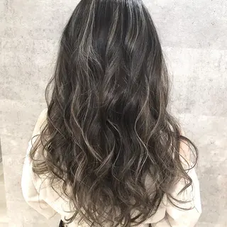 ロング MiL所属・✨ハイトーン✨ 濱田知孝のヘアスタイル