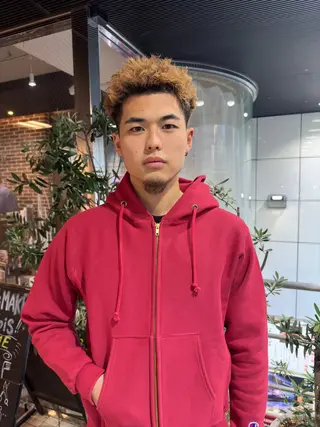 ショート パーマ メンズ Rei/ 縮毛矯正/ ハイライトカラー募集のヘアスタイル