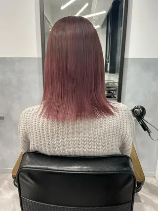 ミディアム ツノダ ルカのヘアスタイル