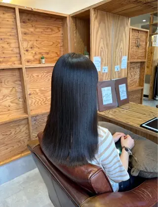 ロング adorable 小林未由のヘアスタイル